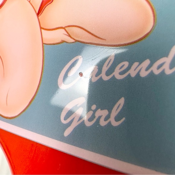 Ionika Calendar Girl Paddle Hair Brush - Picture 5 of 12